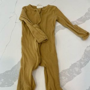 Mustard spearmint pajamas